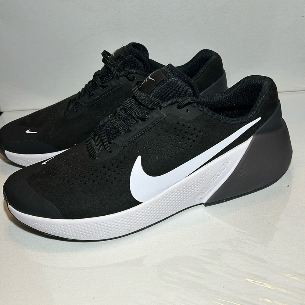 NWOB NIKE AIR ZOOM TR1 size 11.5